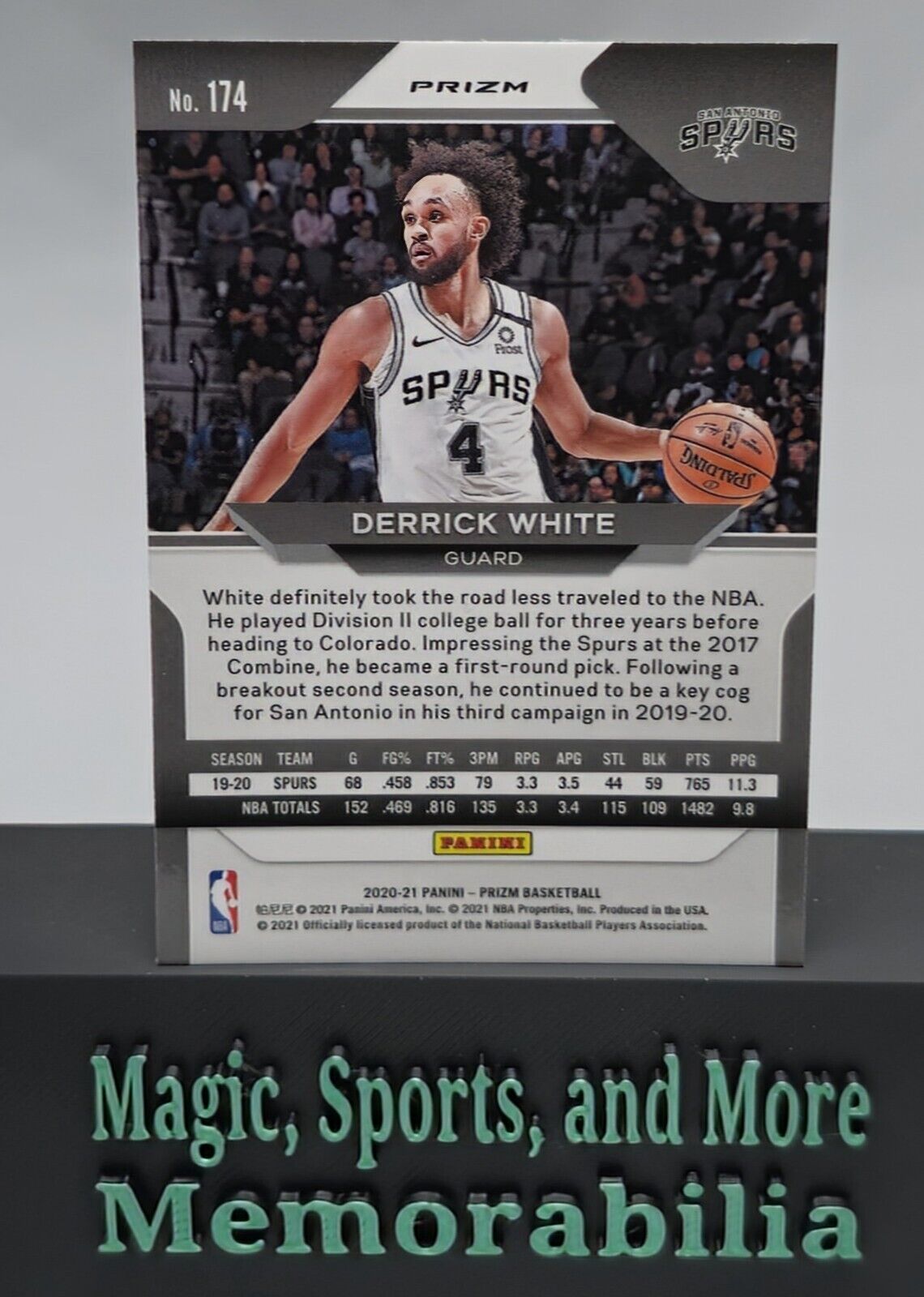 2020-21 Panini Prizm Derrick White #174 Red San Antonio Spurs