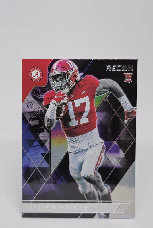 2021 Panini Chronicles Draft Picks Recon #138 Jaylen Waddle Alabama RC